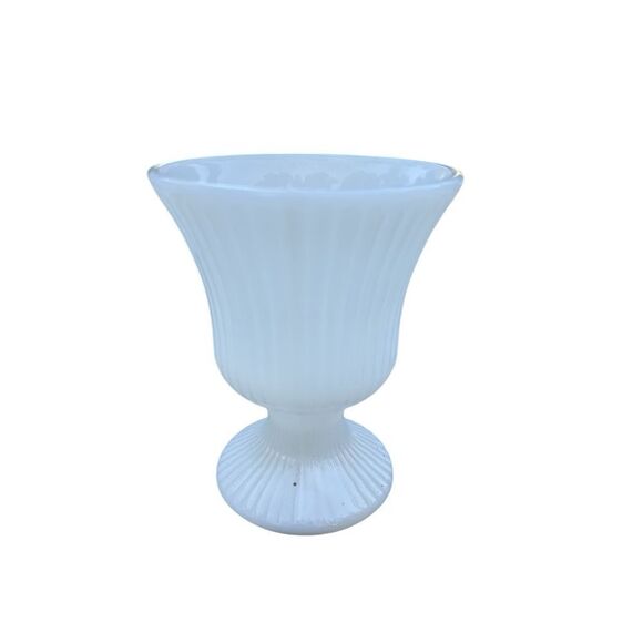 E.O Brody Other - Rare find! Vintage 1960s E.O. Brody Milk Glass, Ribbed Fluted Oval Pedestal Vase
